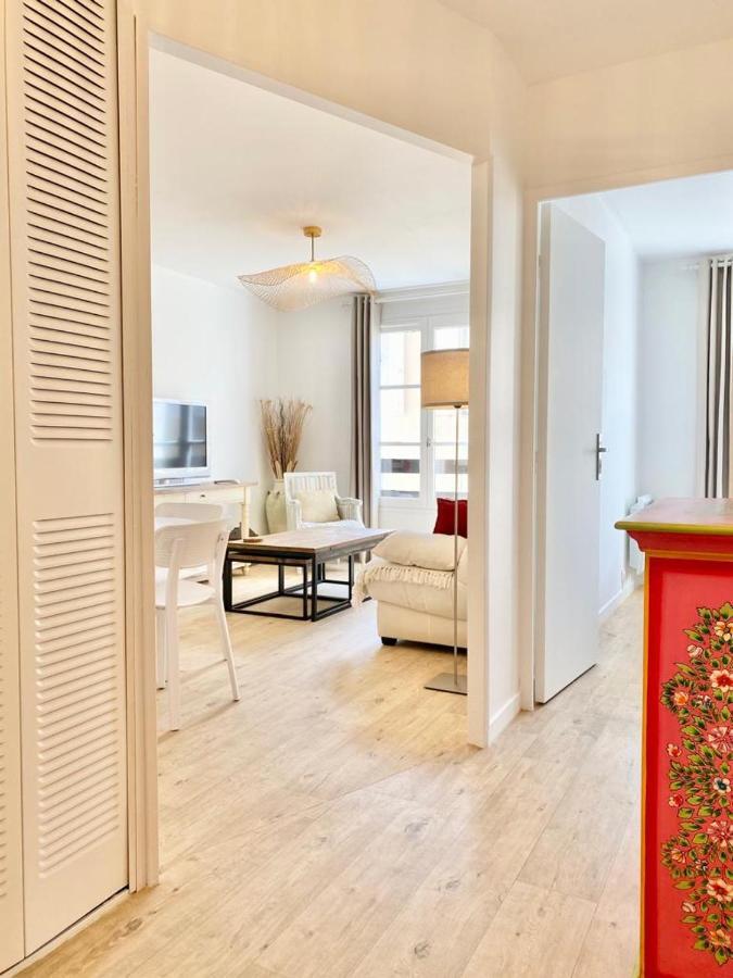 Appartement Elegant Avec Vue Sur Le Port Saint-Martin-de-Re Bagian luar foto